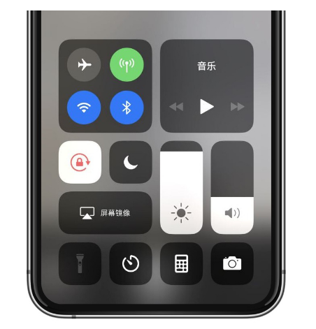 秦安苹果14维修店分享iPhone 14手电筒按键灰了怎么办 